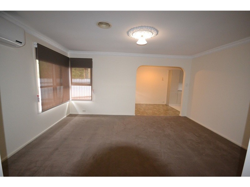 1/5 Alex Court, Mooroolbark VIC 3138