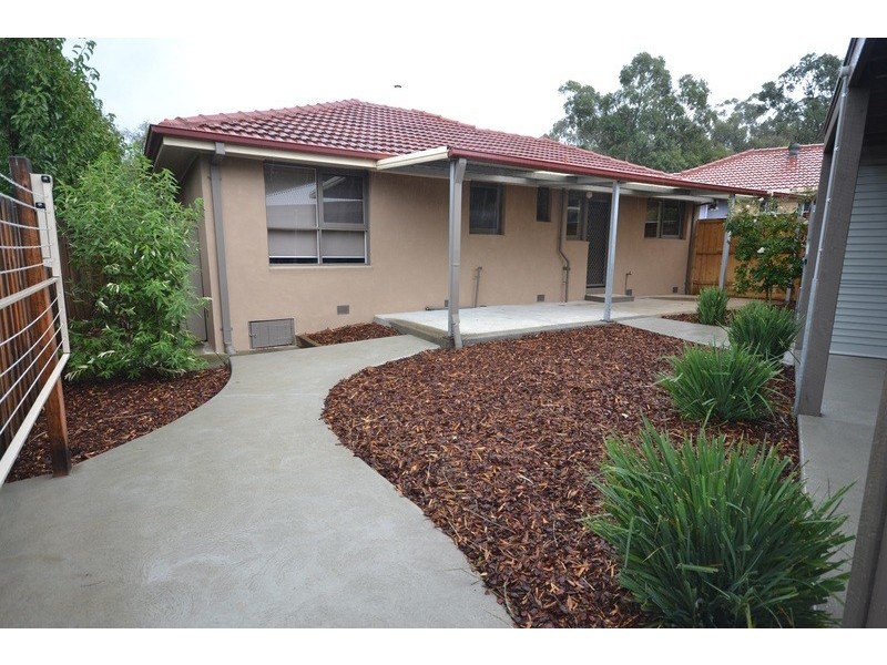 1/5 Alex Court, Mooroolbark VIC 3138