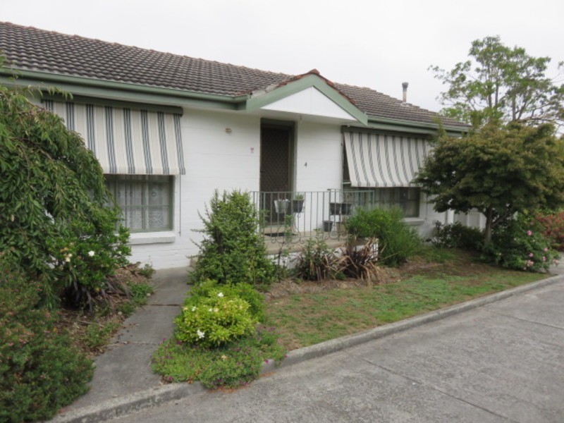 4/10-12 Surrey Road West, Croydon VIC 3136