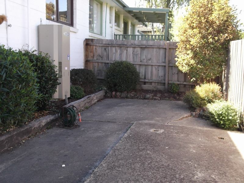 4/10-12 Surrey Road West, Croydon VIC 3136