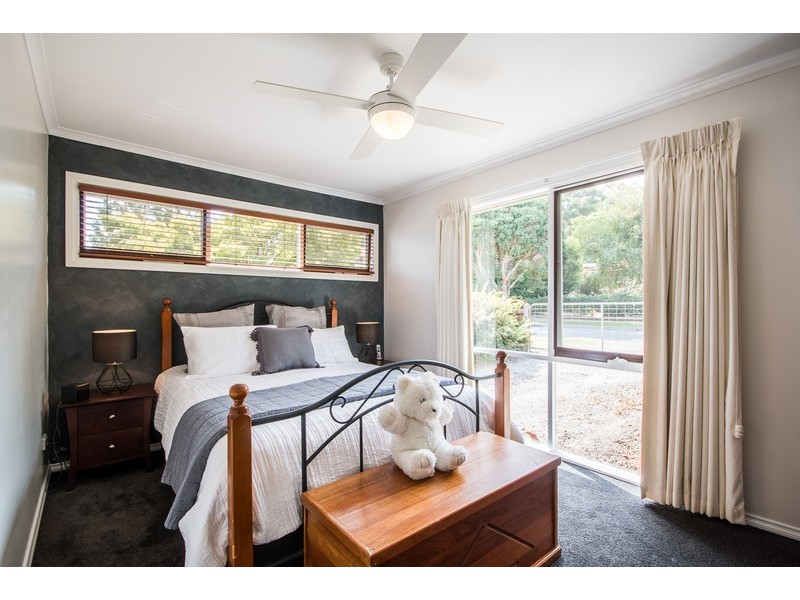 34 Tainton Street, Wandin North VIC 3139