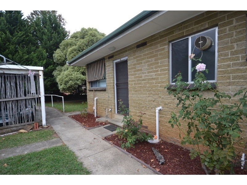 1/13 Hawthory Road, Kilsyth VIC 3137