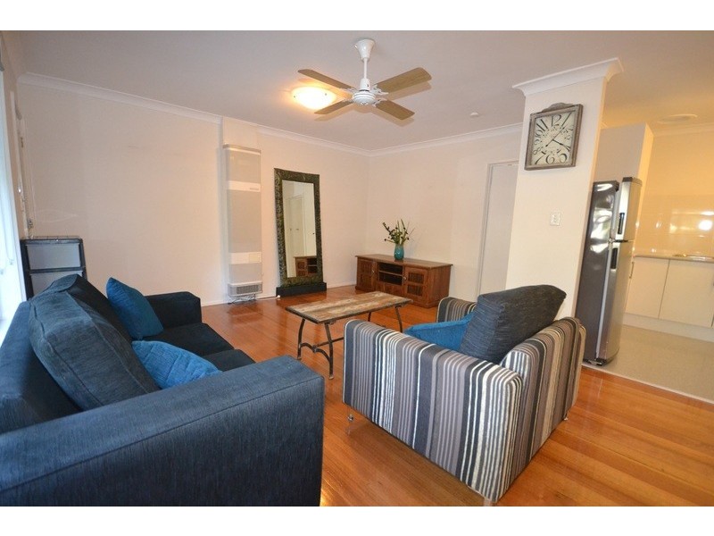 1/28 Shakespeare Avenue, Mooroolbark VIC 3138
