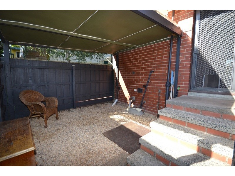 1/28 Shakespeare Avenue, Mooroolbark VIC 3138