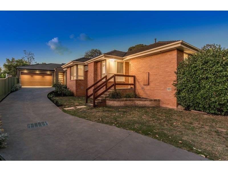 7 Bristol Court, Kilsyth VIC 3137