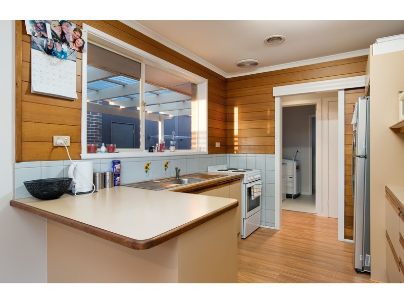 7 Bristol Court, Kilsyth VIC 3137