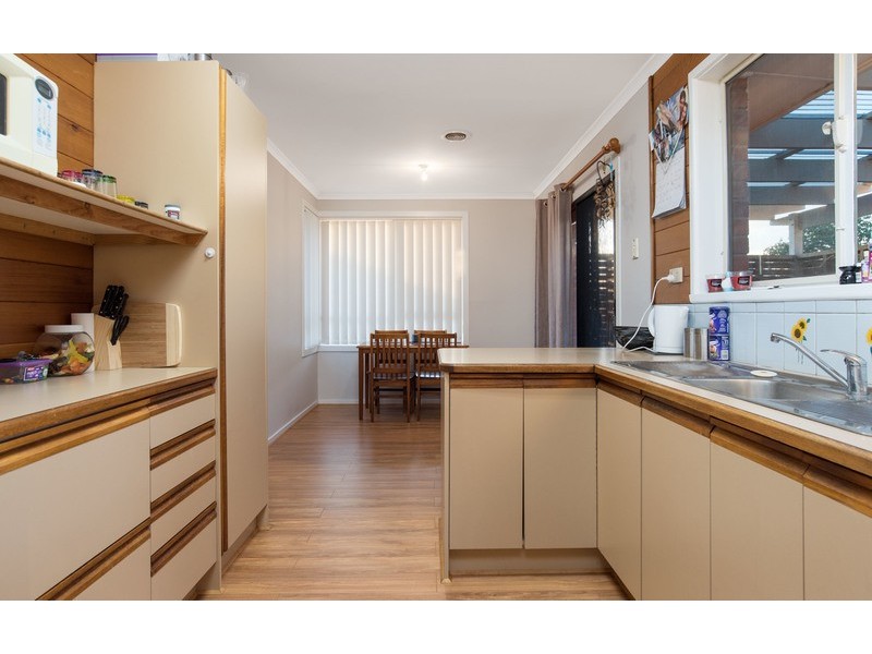 7 Bristol Court, Kilsyth VIC 3137