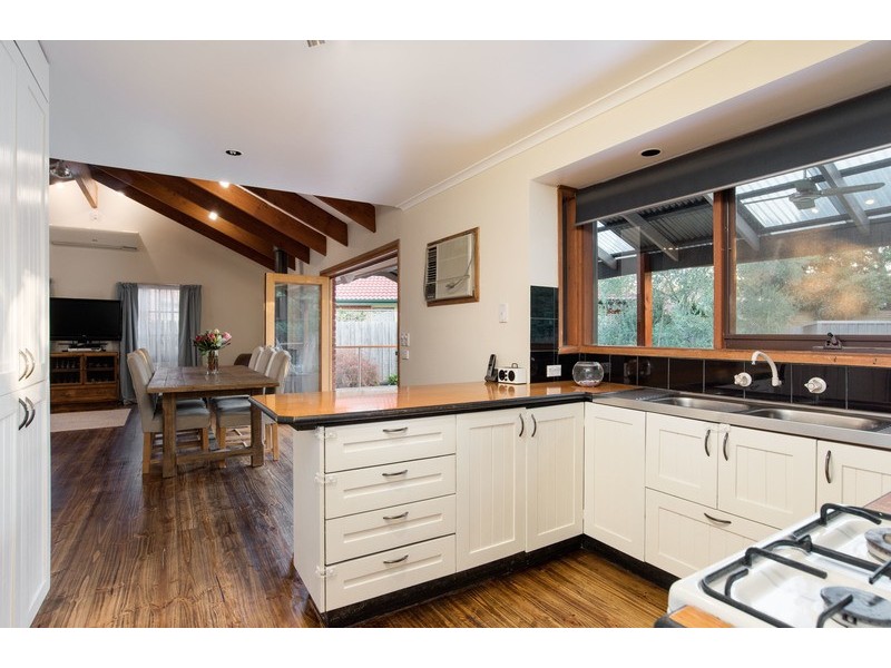 11 Tolhurst Avenue, Boronia VIC 3155