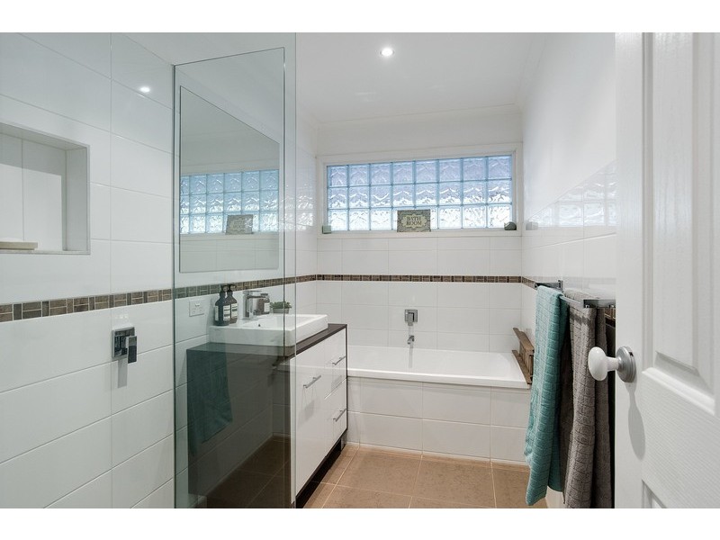 11 Tolhurst Avenue, Boronia VIC 3155