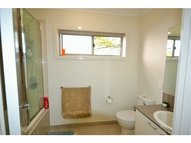 43 Tanika Circuit, Croydon VIC 3136