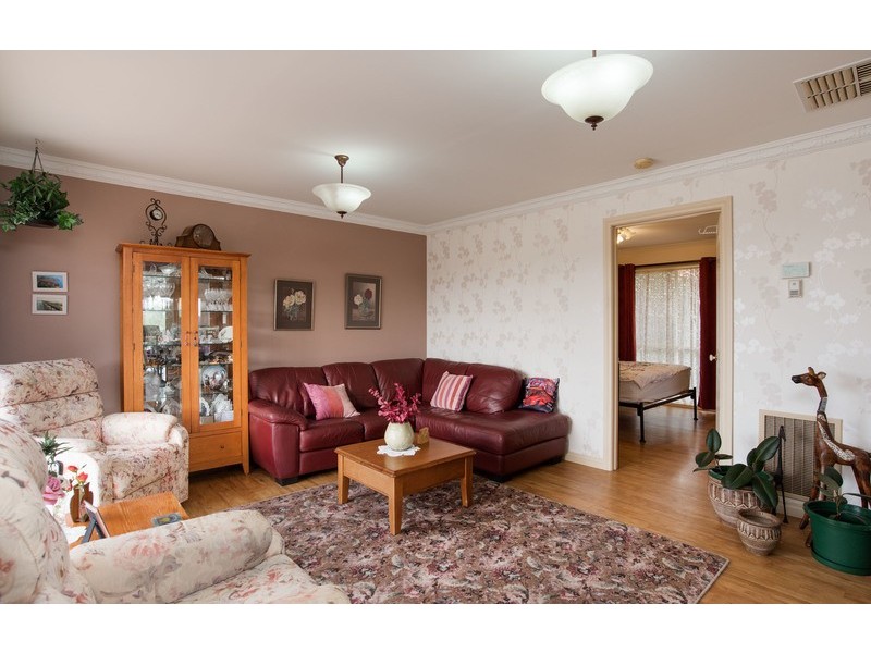 5/18 Russell Avenue, Mooroolbark VIC 3138
