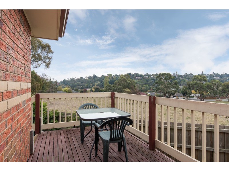 5/18 Russell Avenue, Mooroolbark VIC 3138