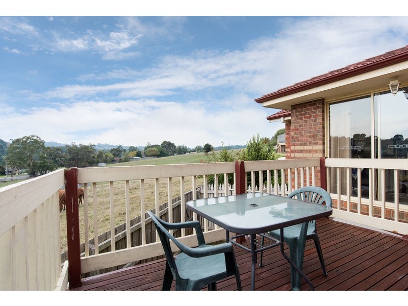 5/18 Russell Avenue, Mooroolbark VIC 3138