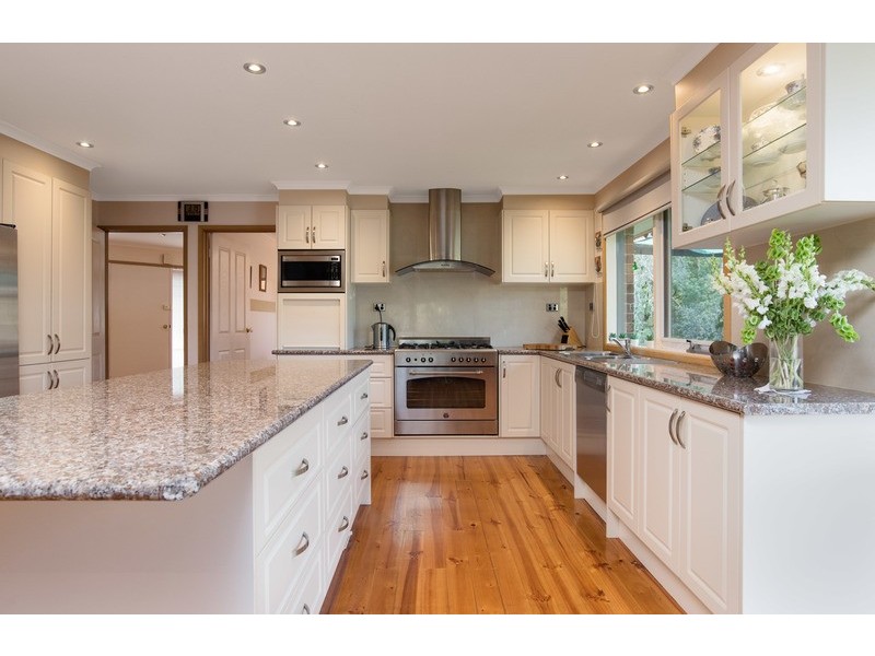 2 Josie Court, Lilydale VIC 3140