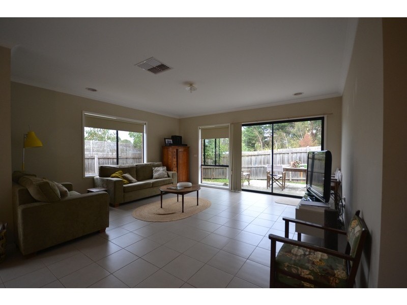 82 Exeter Road, Croydon VIC 3136