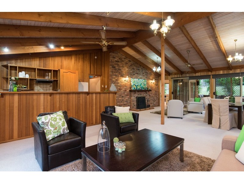 6 Ti-Tree Court, Kilsyth VIC 3137