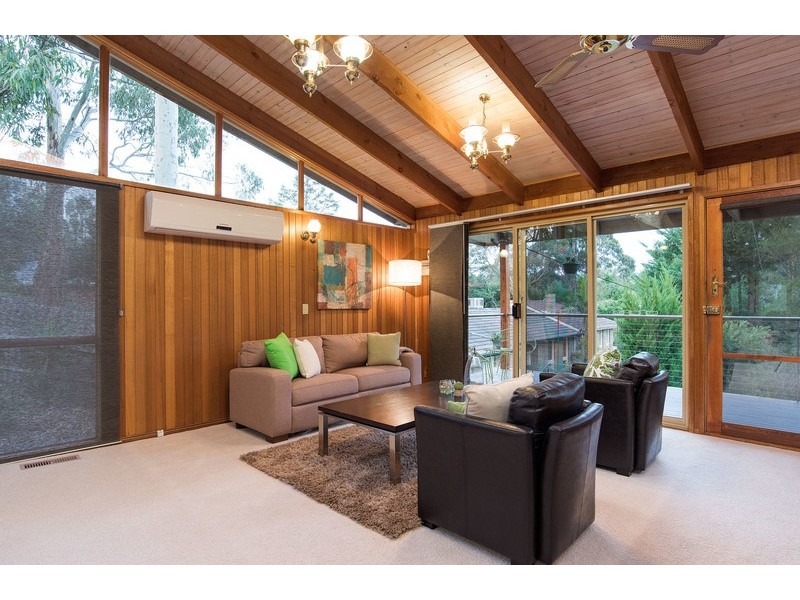 6 Ti-Tree Court, Kilsyth VIC 3137