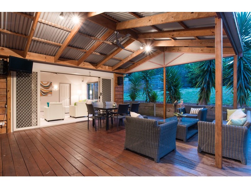 6 Ti-Tree Court, Kilsyth VIC 3137