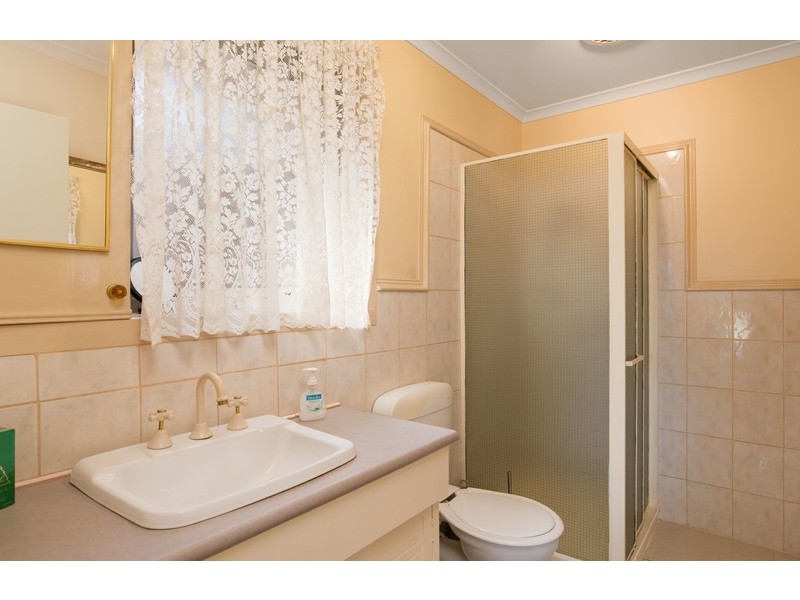 2 Crown Point, Chirnside Park VIC 3116