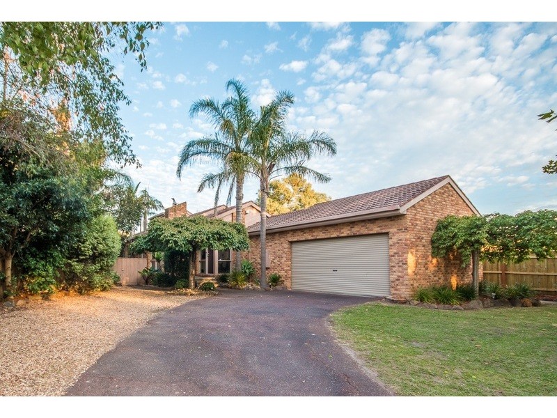 74 Blackburn Road, Mooroolbark VIC 3138