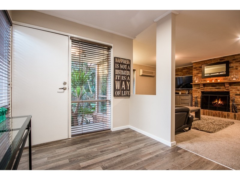 74 Blackburn Road, Mooroolbark VIC 3138