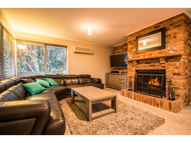74 Blackburn Road, Mooroolbark VIC 3138