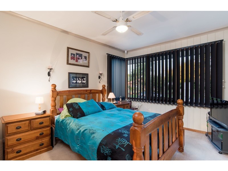 2 Chippendale Court, Chirnside Park VIC 3116