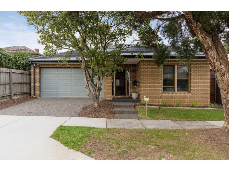 2 Donald Street, Croydon VIC 3136