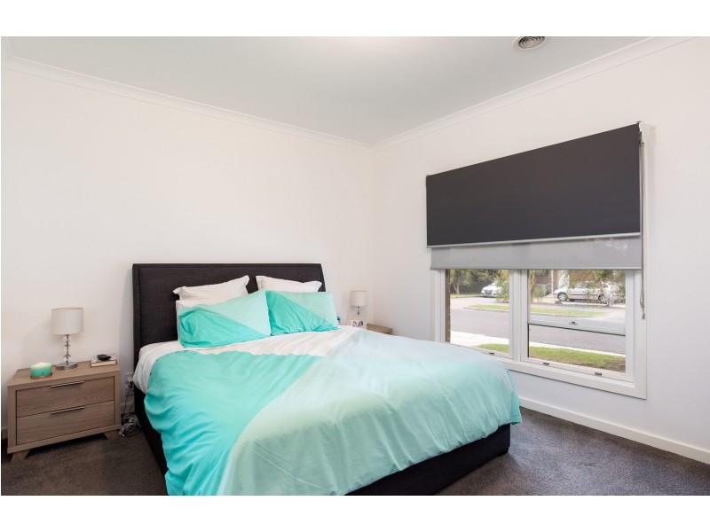 2 Donald Street, Croydon VIC 3136