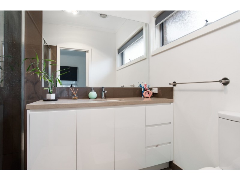 2 Donald Street, Croydon VIC 3136