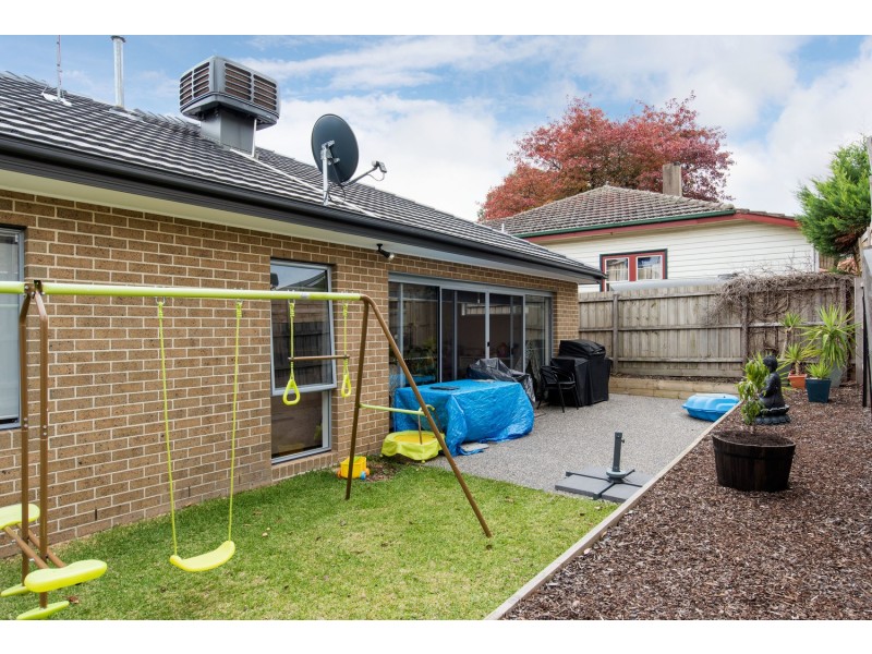 2 Donald Street, Croydon VIC 3136