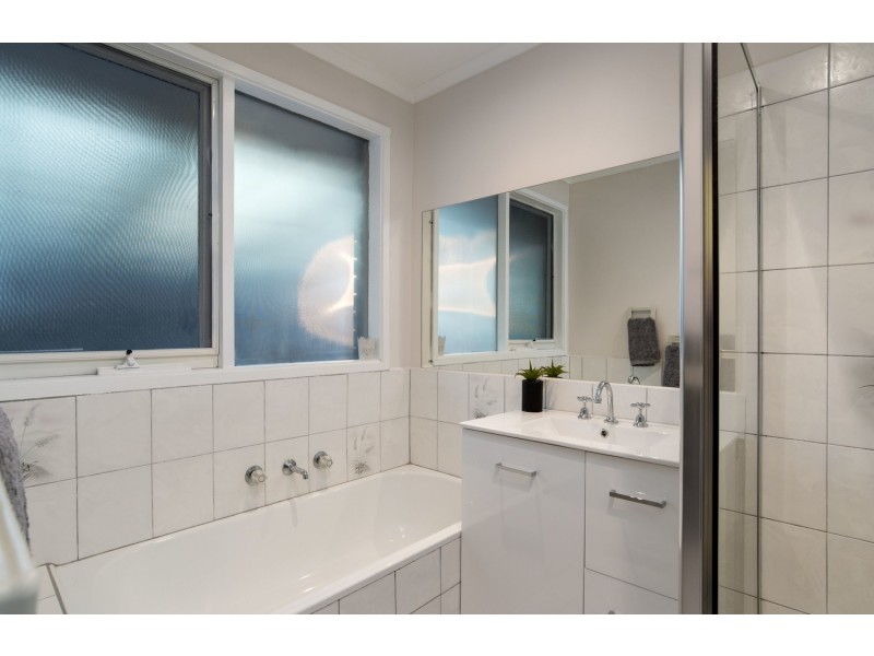 1/10 Belinda Close, Kilsyth VIC 3137