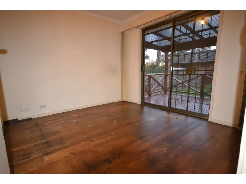 76 Bellara Drive, Mooroolbark VIC 3138