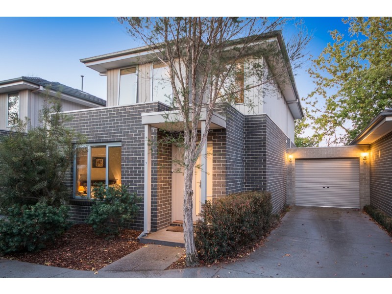 3/134 Hull Road, Croydon VIC 3136