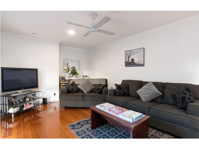 29 Autumn Grove, Mooroolbark VIC 3138