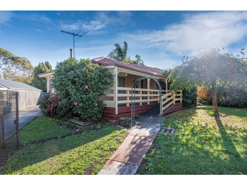 57 Struan Avenue, Mooroolbark VIC 3138