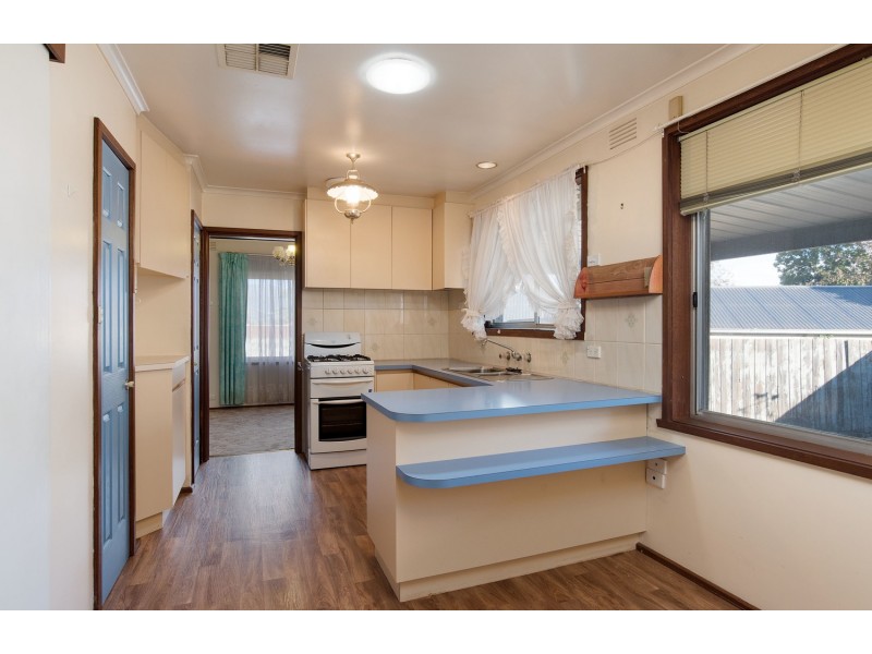 57 Struan Avenue, Mooroolbark VIC 3138