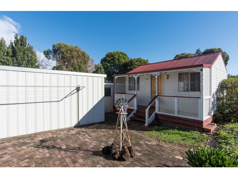 57 Struan Avenue, Mooroolbark VIC 3138
