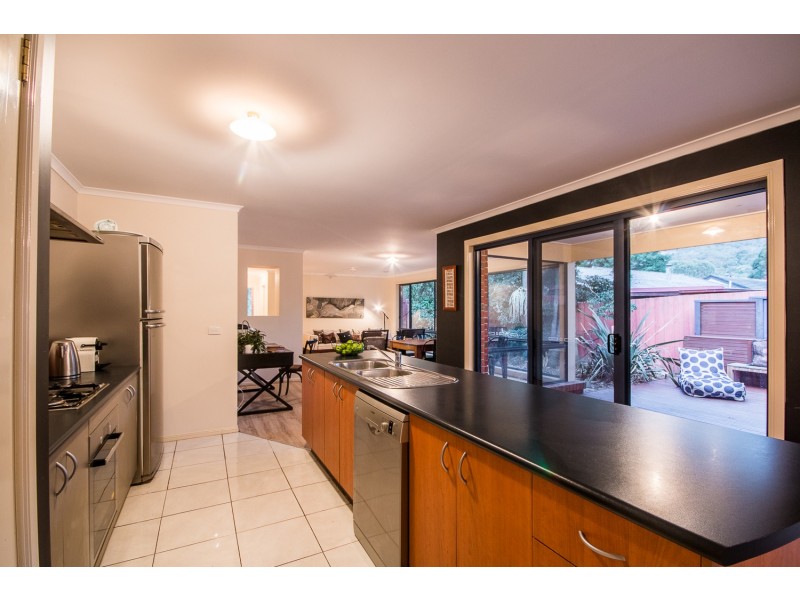36 Stradbroke Road, Montrose VIC 3765