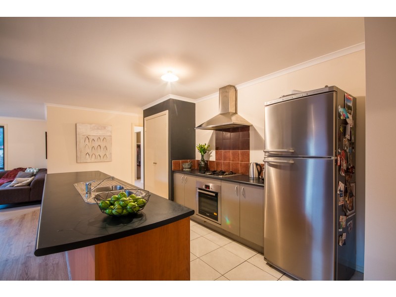 36 Stradbroke Road, Montrose VIC 3765