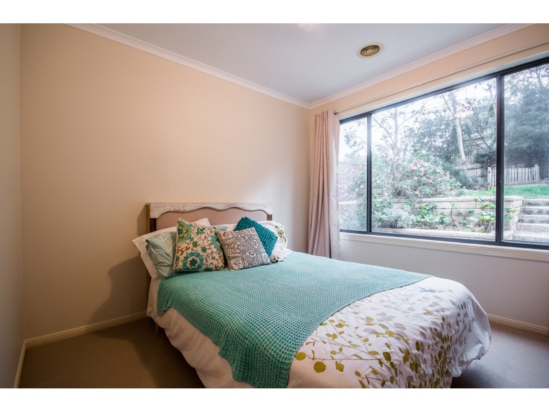 36 Stradbroke Road, Montrose VIC 3765