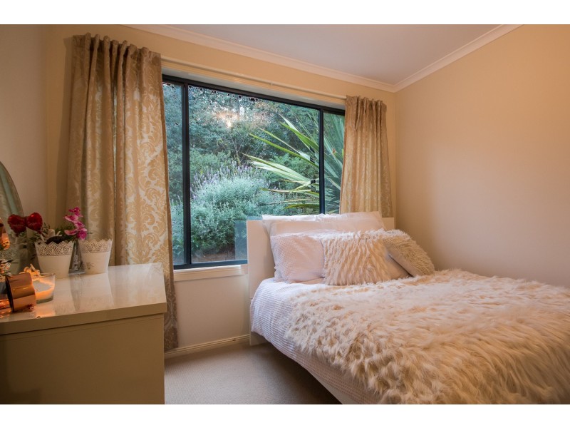 36 Stradbroke Road, Montrose VIC 3765