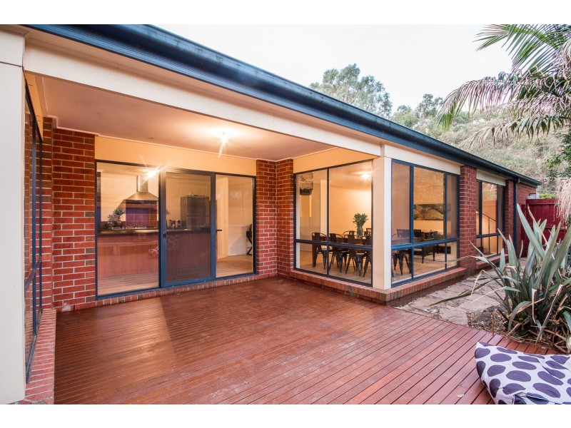 36 Stradbroke Road, Montrose VIC 3765