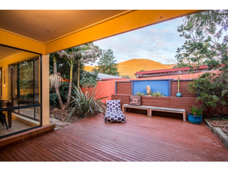 36 Stradbroke Road, Montrose VIC 3765