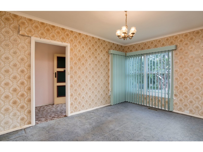 86 Mount View Parade, Croydon VIC 3136