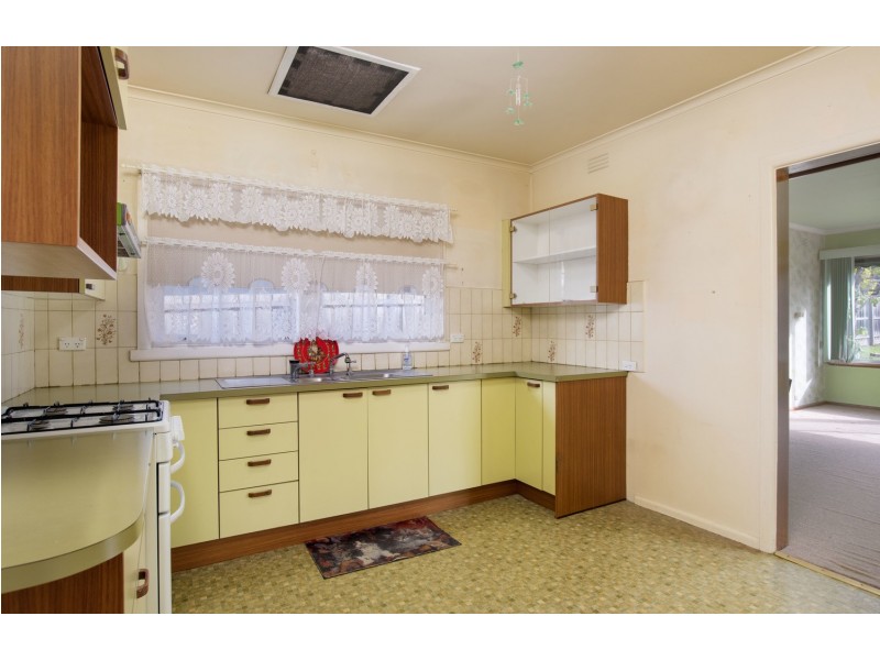 86 Mount View Parade, Croydon VIC 3136