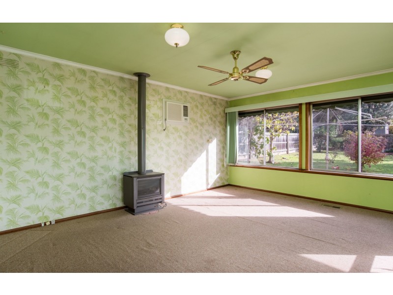 86 Mount View Parade, Croydon VIC 3136