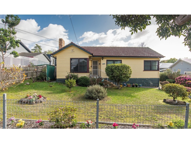 86 Mount View Parade, Croydon VIC 3136