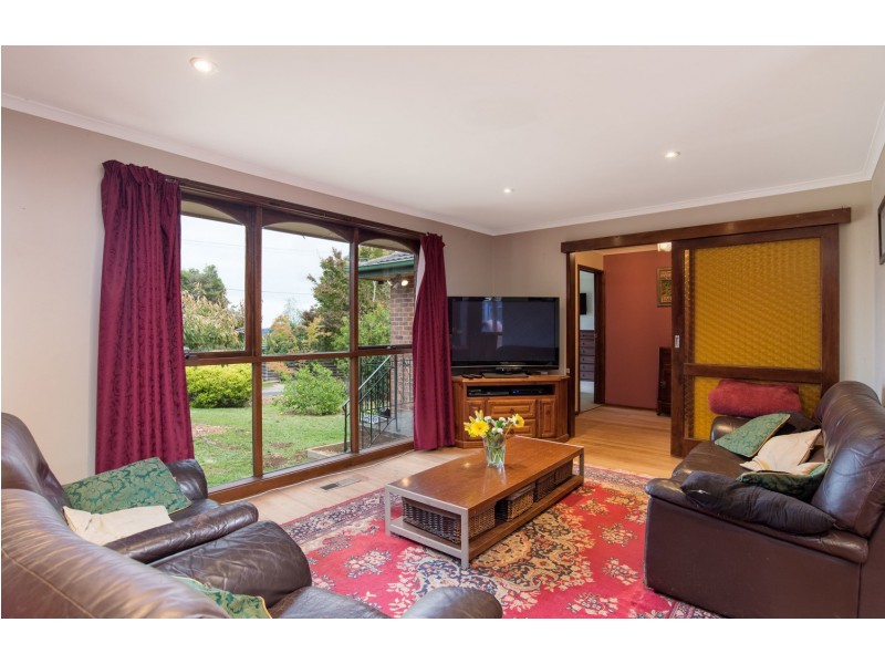 12 Biala Court, Mooroolbark VIC 3138