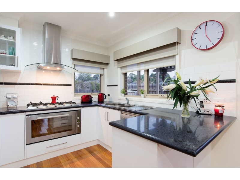 8/4-6 Cambridge Road, Mooroolbark VIC 3138